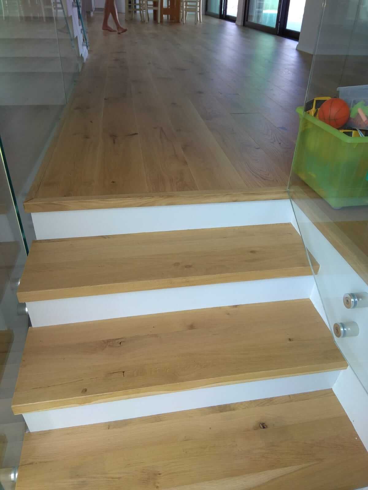 מדרגות פרקט עץ טבעי